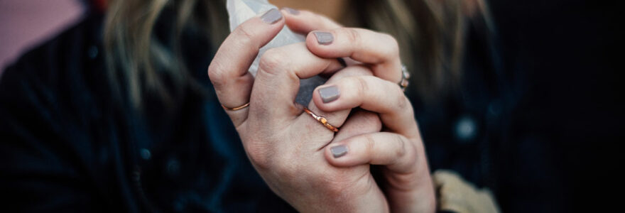 les bijoux en cristal de roche naturel